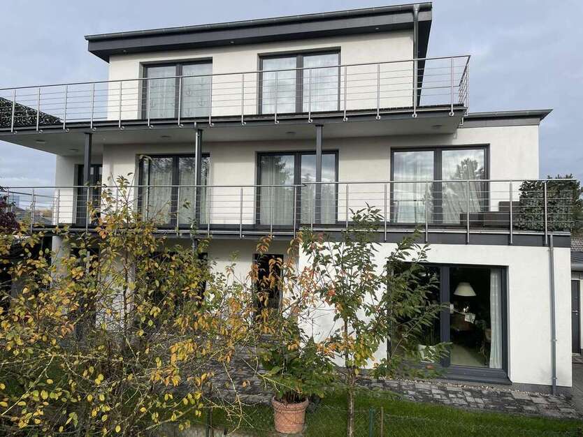 Haus zum Kaufen in Peine Kernstadt 980.000 € 291.75 m² 8 zimmer