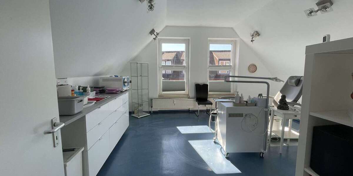 Büro in Wolfsburg 1.390 € 126.1 m² zimmer