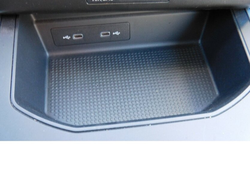 Seat Arona 1.0 Style Beats TSI BMT Klima Navi Alu 31.900 km 15.990 € Vordorf 38533