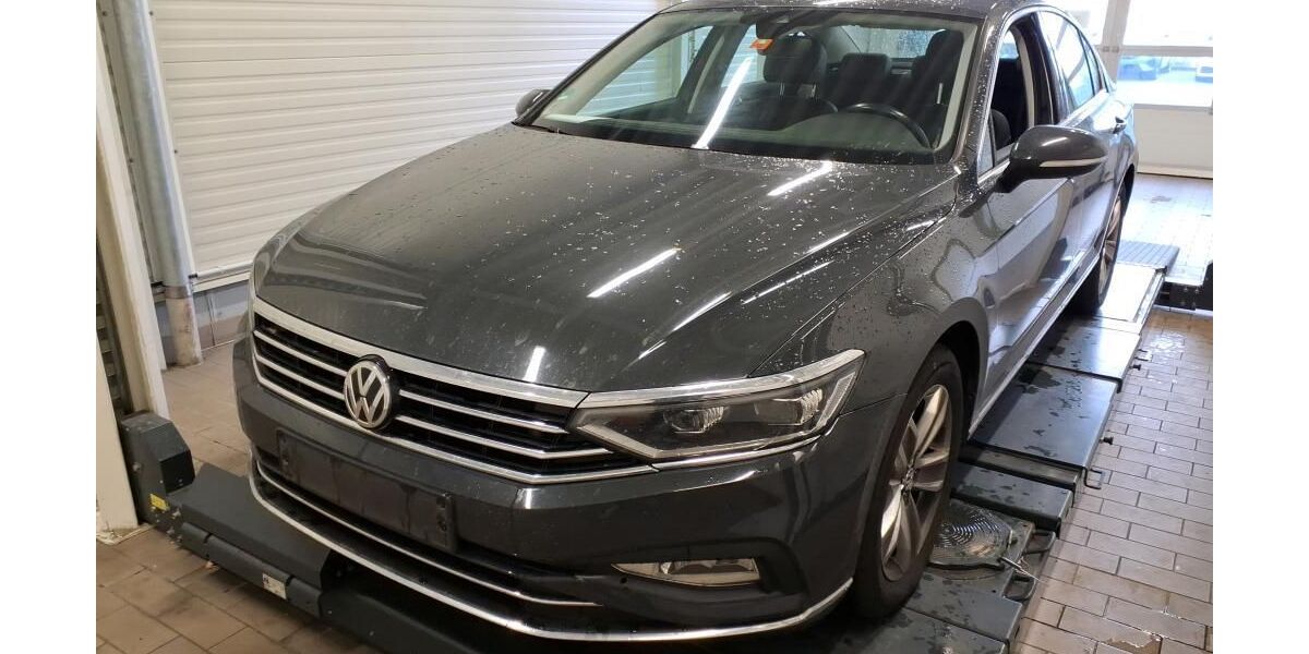 VW Passat 203.300 km 19.990 &euro; Peine 31226