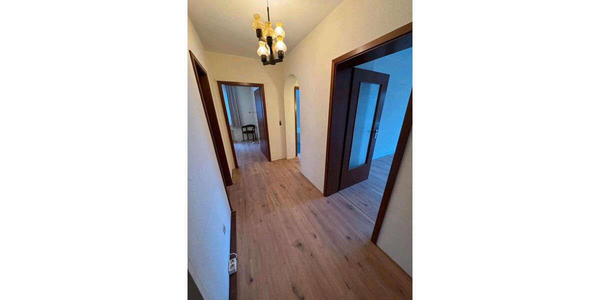 Erdgeschoßwohnung Vechelde - 3 Zimmer, 86 m&sup2;, 950&euro; | Angebot:24716999