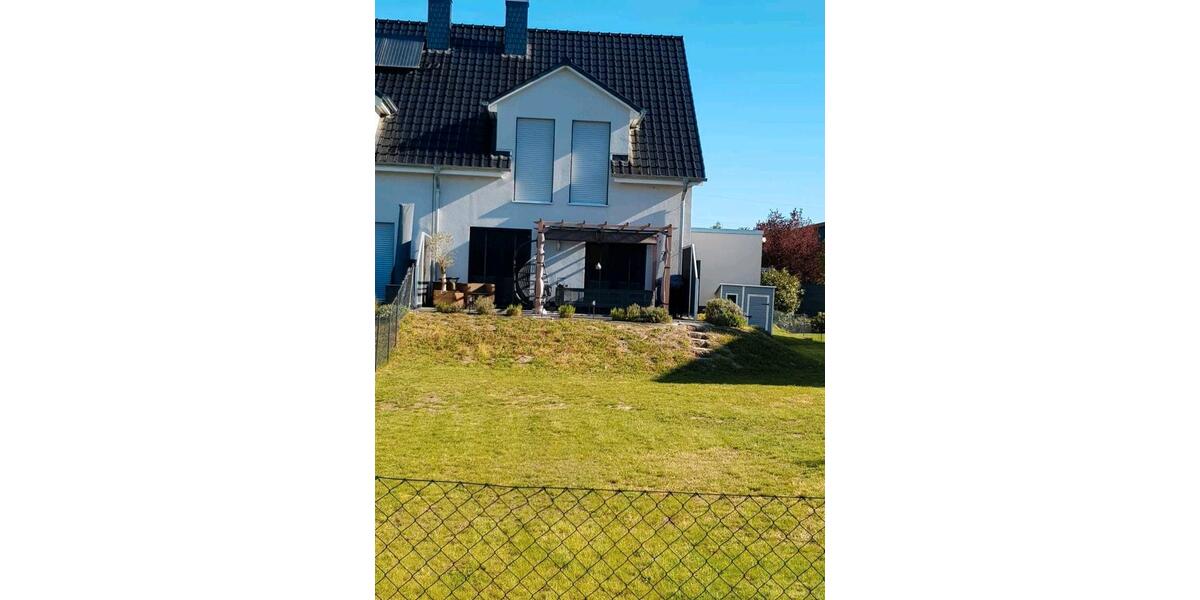 Doppelhaushälfte Weyhausen - 5 Zimmer, 125 m&sup2;, 1.320&euro; | Angebot:26470342