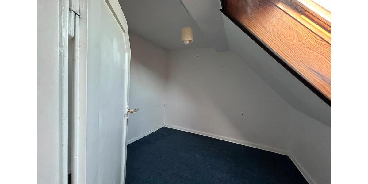 Dachgeschoßwohnung Salzgitter Ortschaft Nord - 3 Zimmer, 90 m&sup2;, 580&euro; | Angebot:26227775