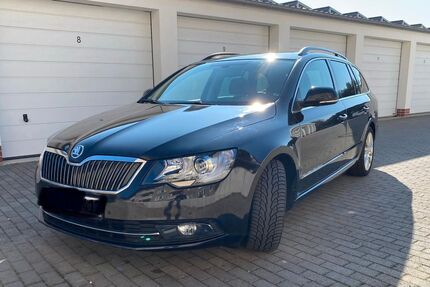 Skoda Superb 169.306 km 9.000 &euro; Braunschweig 38124