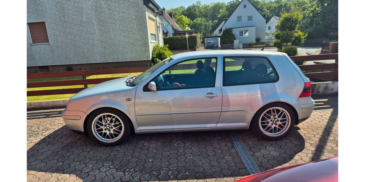 VW Golf 105.500 km 4.800 &euro; Ilsede 31241
