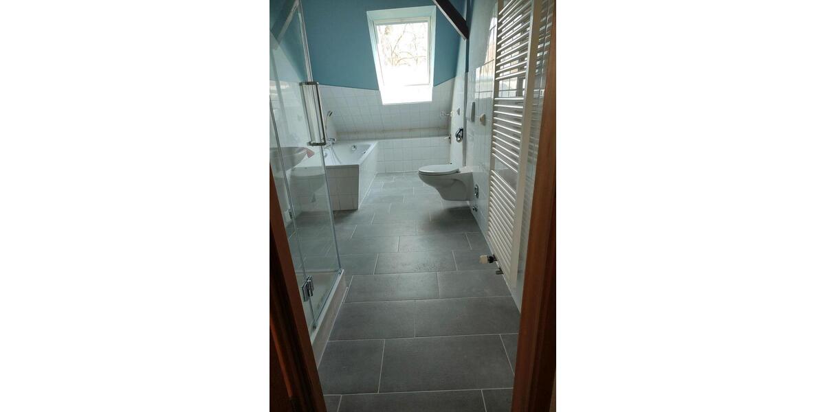 Dachgeschoßwohnung Lehre - 3 Zimmer, 66 m&sup2;, 560&euro; | Angebot:25839730