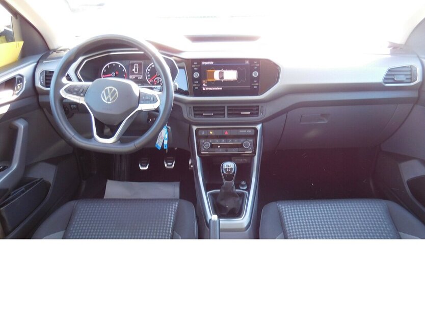 VW T-Cross 1.0 Life Active BMT TSI Radio Klima 14.800 km 16.990 € Vordorf 38533