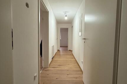 Wohnung Königslutter am Elm - 3 Zimmer, 70 m&sup2;, 700&euro; | Angebot:24737822