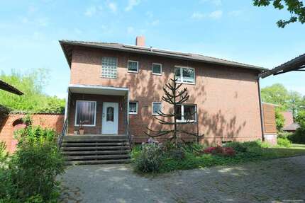 Haus Wasbüttel - 7 Zimmer, 270 m&sup2;, 550.000&euro; | Angebot:24869764