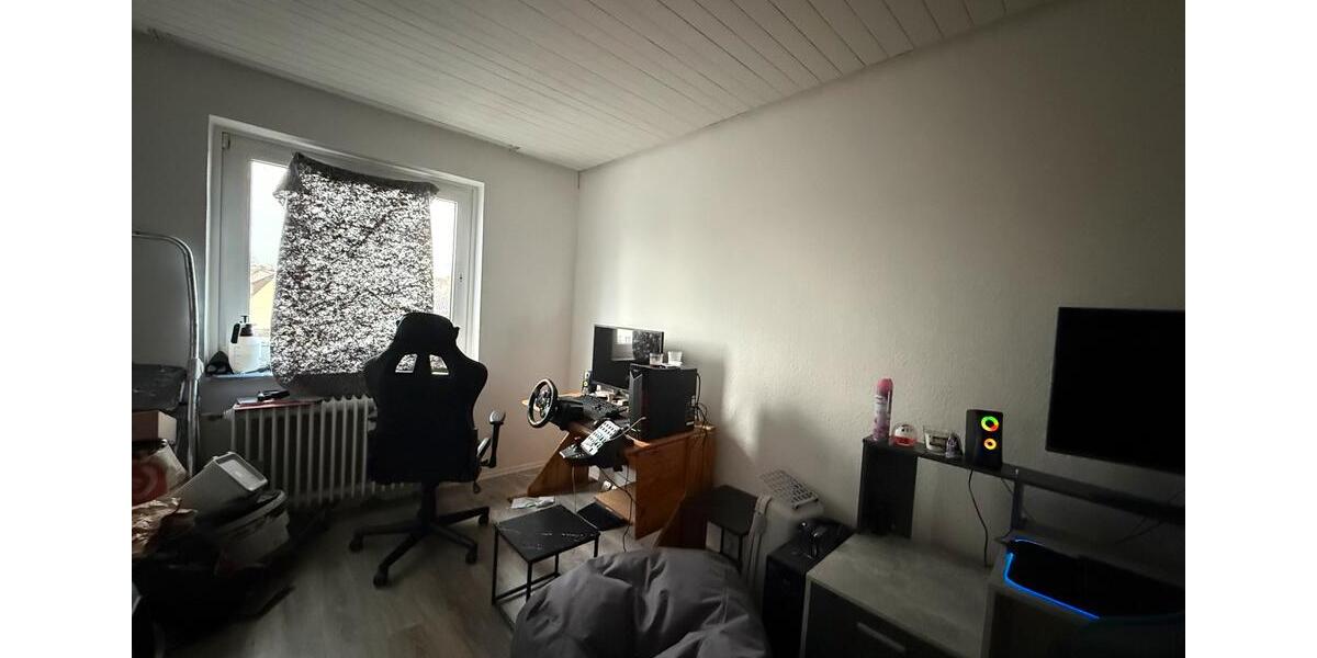 Etagenwohnung Wolfenbüttel Ahlum - 3 Zimmer, 75 m&sup2;, 1.100&euro; | Angebot:25979503