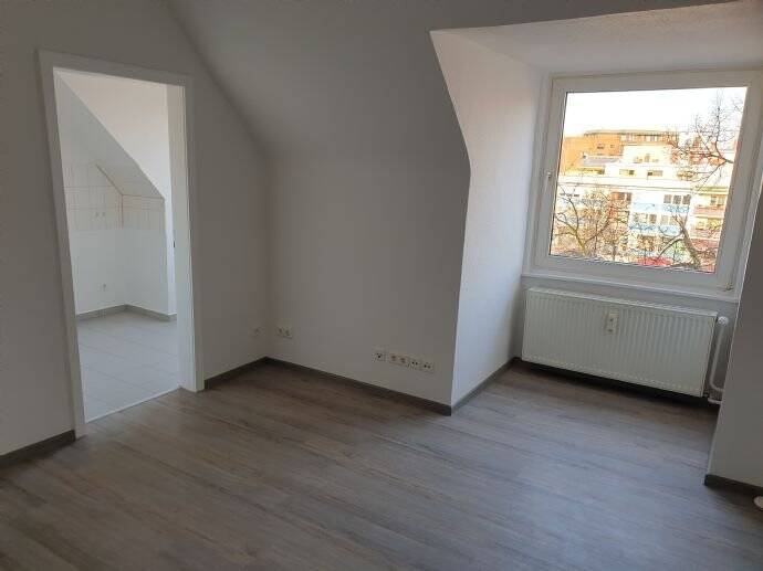 Sanierte 1 Zimmer Wohnung in zentraler Lage