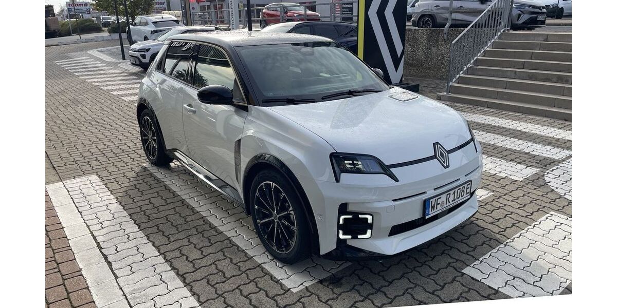 Renault R 5 2.781 km 31.790 &euro; Wolfenbüttel 38304