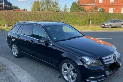 Mercedes-Benz C 220 127.000 km 12.000 &euro; Schellerten 31174