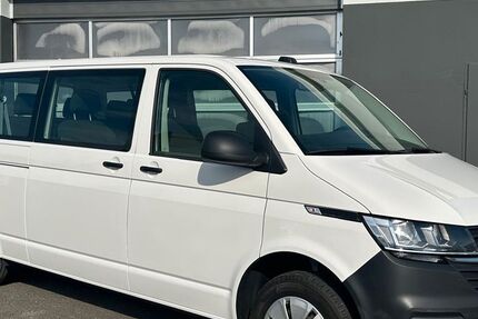 VW T6 Transporter 220.433 km 21.980 &euro; Braunschweig 38112