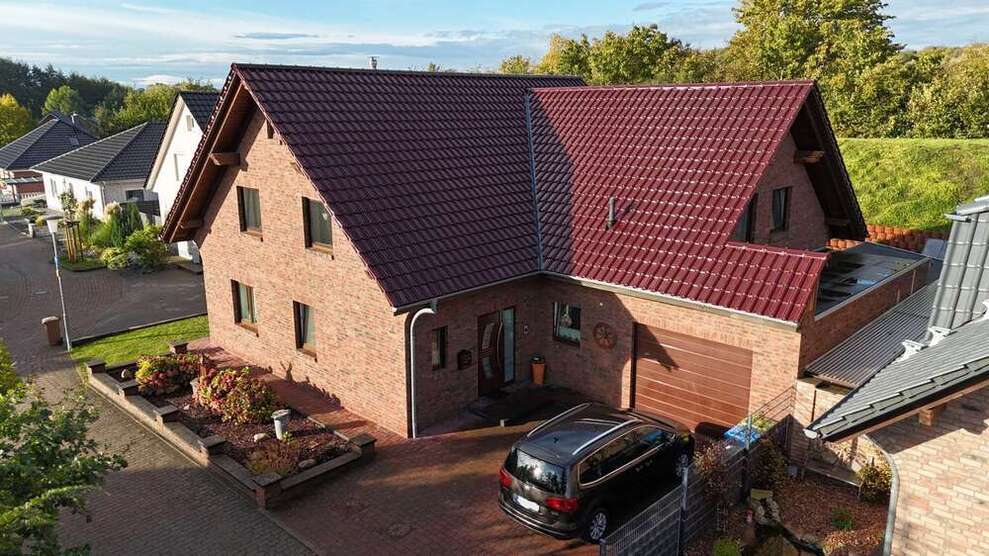 Haus zum Kaufen in Rötgesbüttel 629.000 € 212 m²