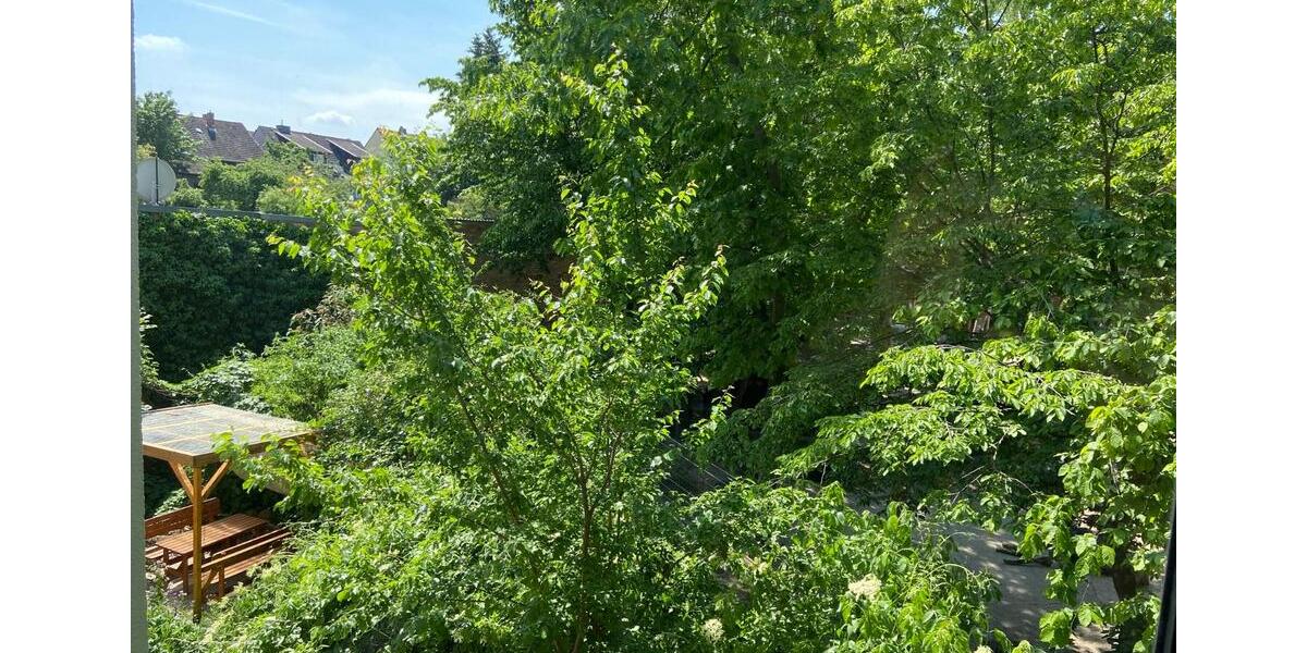 Dachgeschoßwohnung Braunschweig Broitzem - 5 Zimmer, 110 m&sup2;, 1.200&euro; | Angebot:24571863