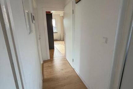 Wohnung Hohenhameln - 3 Zimmer, 65 m&sup2;, 600&euro; | Angebot:26463760