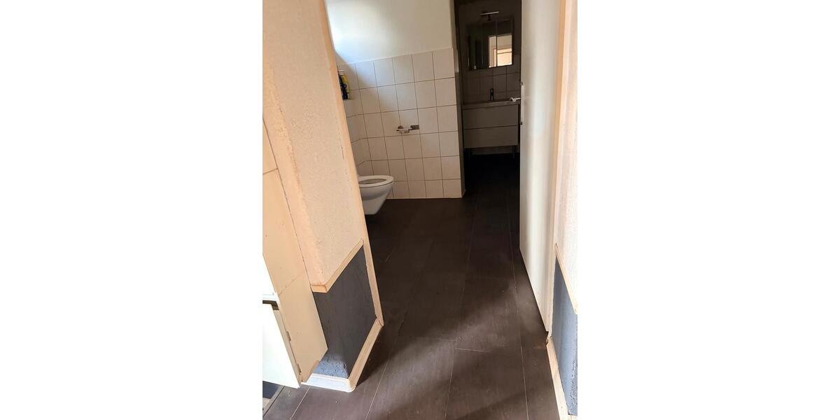 Erdgeschoßwohnung Börßum - 6 Zimmer, 160 m&sup2;, 1.120&euro; | Angebot:25252318