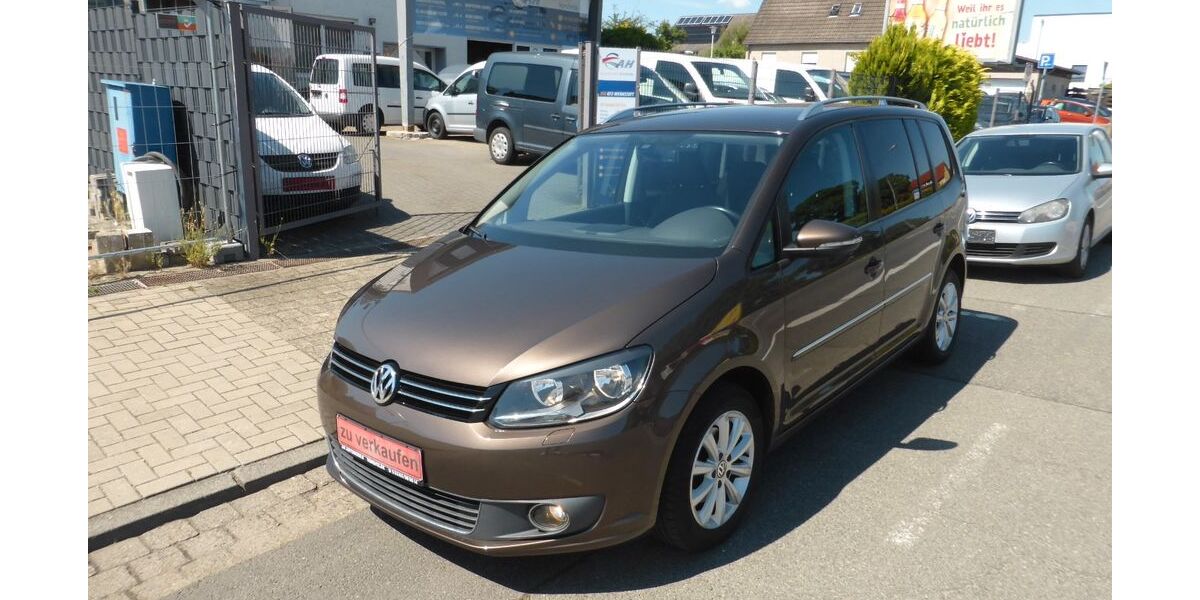 VW Touran 197.500 km 7.990 &euro; Wolfsburg/Vorsfelde 38448
