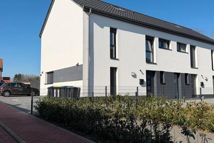 Haus Gifhorn - 5 Zimmer, 130 m&sup2;, 1.400&euro; | Angebot:25372278