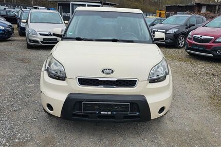 Kia Soul 135.713 km 2.490 &euro; Braunschweig 38120