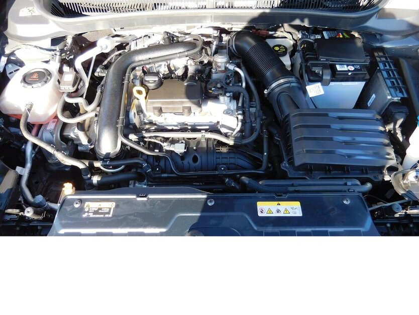 VW T-Cross 1.0 Life Active BMT TSI Radio Klima 14.800 km 16.990 € Vordorf 38533