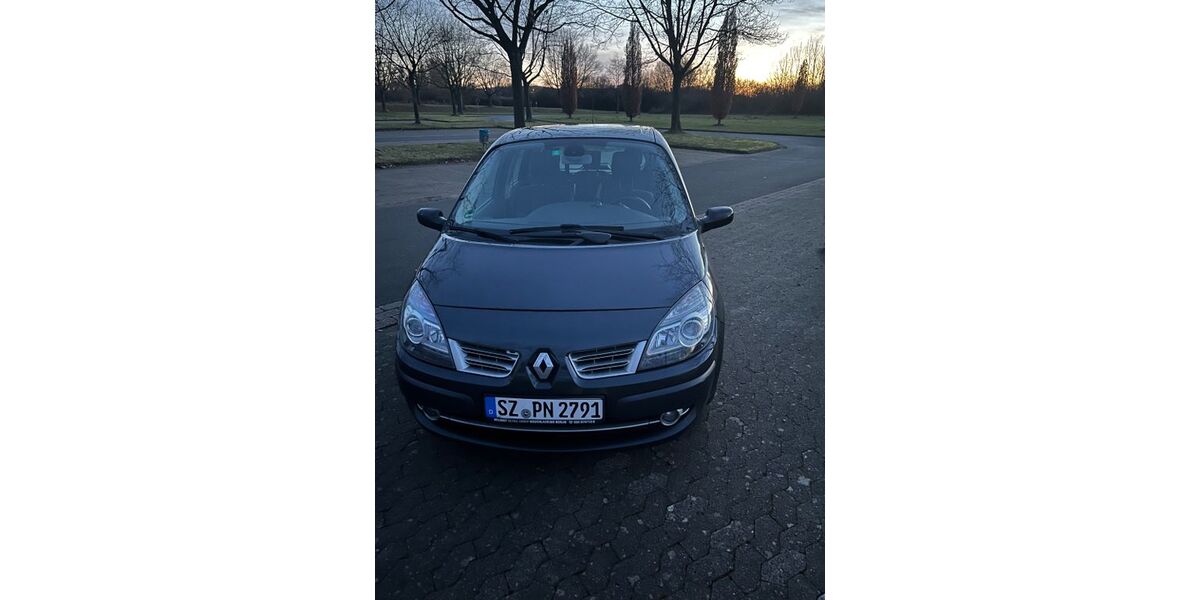 Renault Scenic 150.000 km 2.200 € Salzgitter 38228
