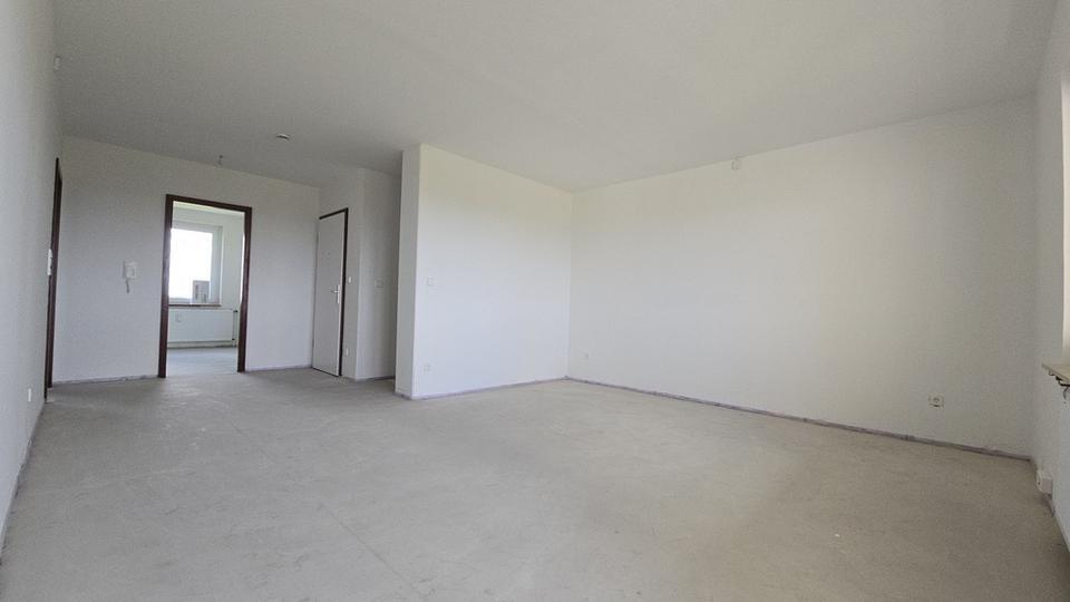 Helle und freundliche Wohnung mit praktischem Abstellraum und Loggia zimmer