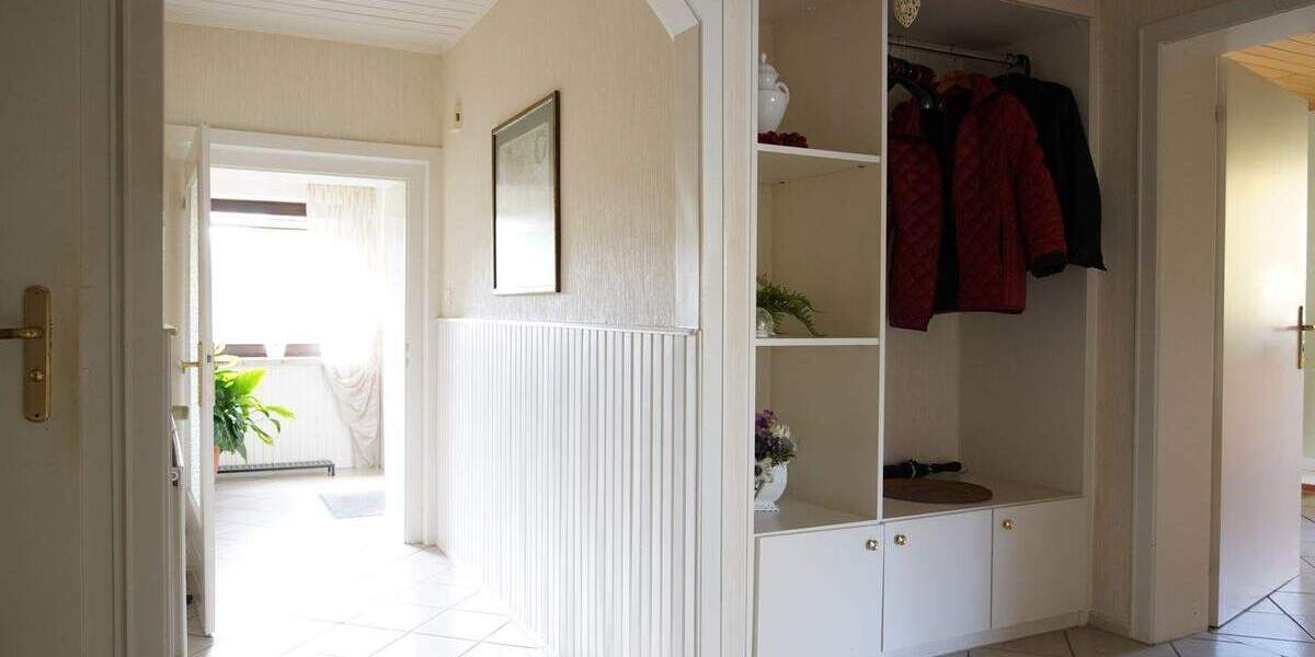 Etagenwohnung Edemissen Wipshausen - 3 Zimmer, 108 m&sup2;, 85.000&euro; | Angebot:25682282