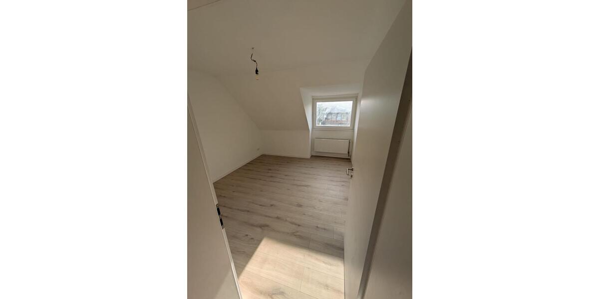 Dachgeschoßwohnung Denkte - 2 Zimmer, 42 m&sup2;, 570&euro; | Angebot:24660968