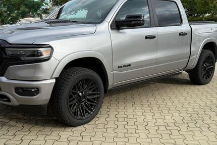 Dodge RAM 2.900 km 83.600 € Salzgitter 38228