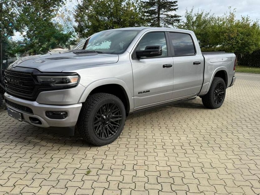Dodge RAM 2.900 km 83.600 € Salzgitter 38228