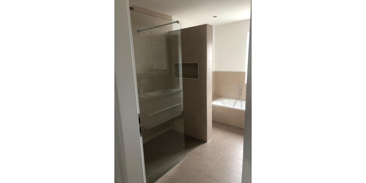 Etagenwohnung Wolfsburg Alt-Wolfsburg - 3 Zimmer, 100 m&sup2;, 1.190&euro; | Angebot:26536402