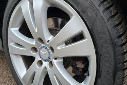 Mercedes-Benz C 250 202.000 km 8.600 &euro; Wolfsburg 38440