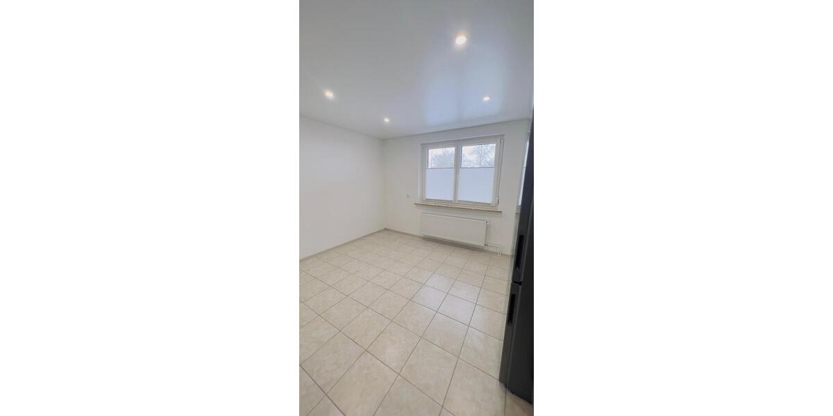 Etagenwohnung Edemissen - 2 Zimmer, 75 m&sup2;, 1.000&euro; | Angebot:24743449