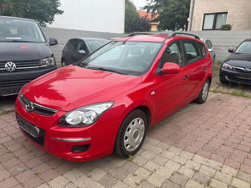 i30