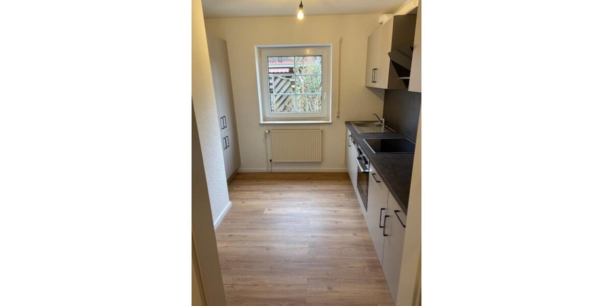 Erdgeschoßwohnung Wendeburg - 3 Zimmer, 80 m&sup2;, 930&euro; | Angebot:24850125
