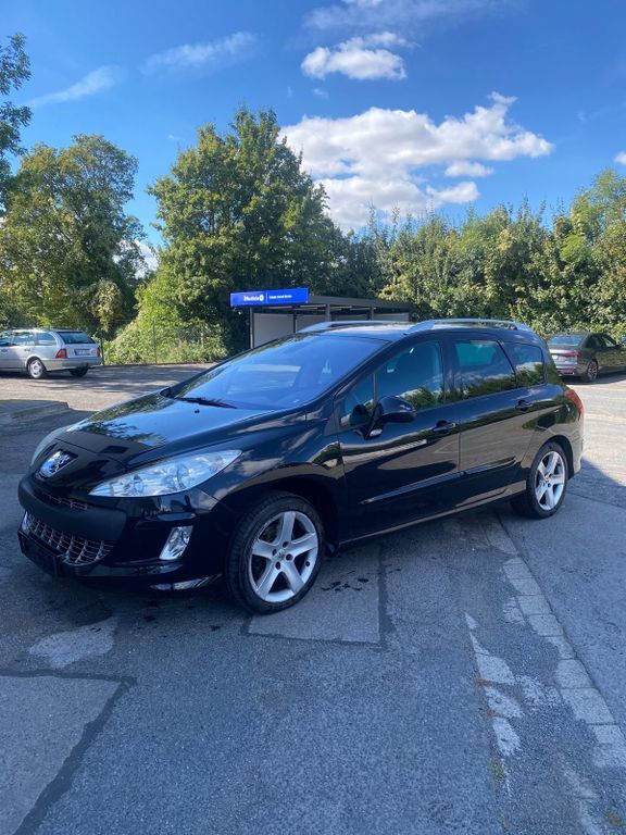 Peugeot 308 249.999 km 1.990 € Salzgitter 38229