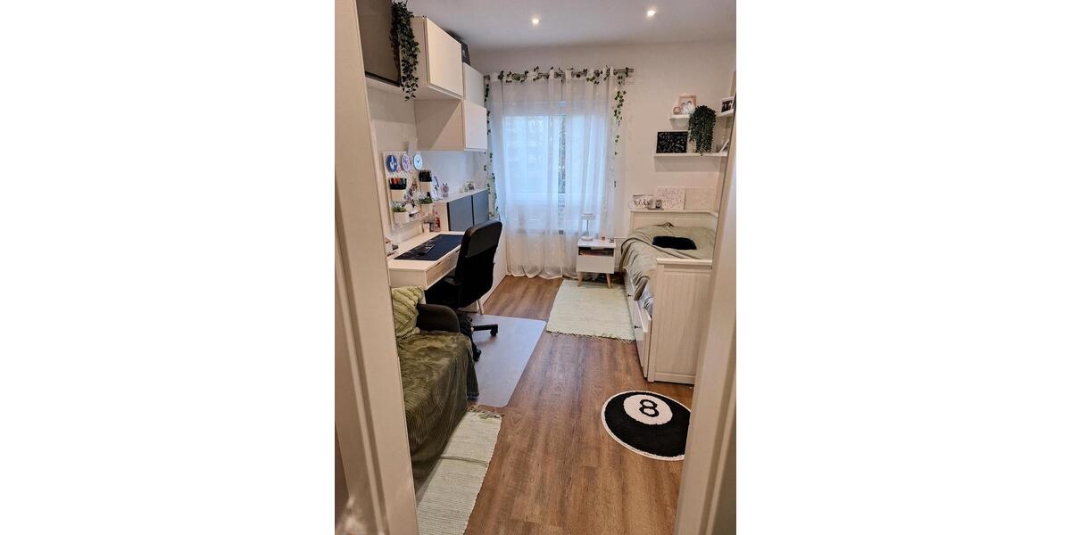 Etagenwohnung Wolfsburg Detmerode - 4 Zimmer, 99 m&sup2;, 210.000&euro; | Angebot:24610883