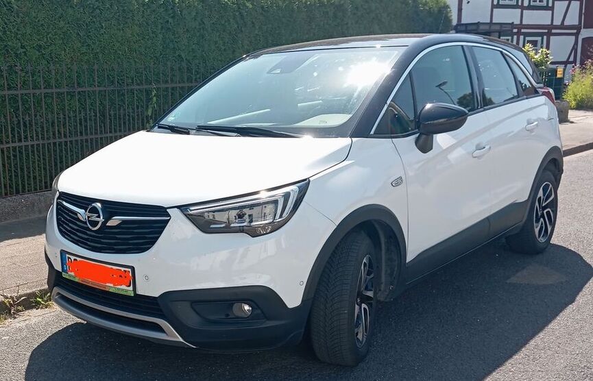 Crossland (X)