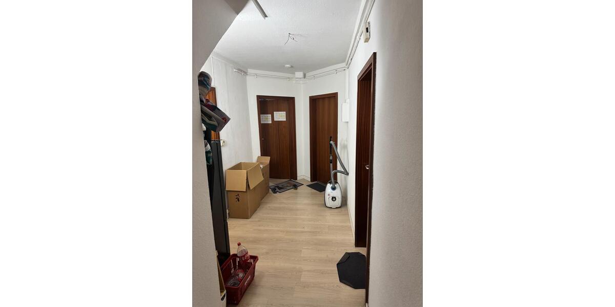 Dachgeschoßwohnung Braunschweig Westliches Ringgebiet - 3 Zimmer, 69 m&sup2;, 860&euro; | Angebot:26670638