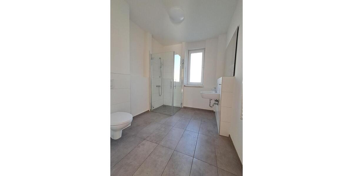 Erdgeschoßwohnung Peine - 3 Zimmer, 95 m&sup2;, 1.180&euro; | Angebot:25489035