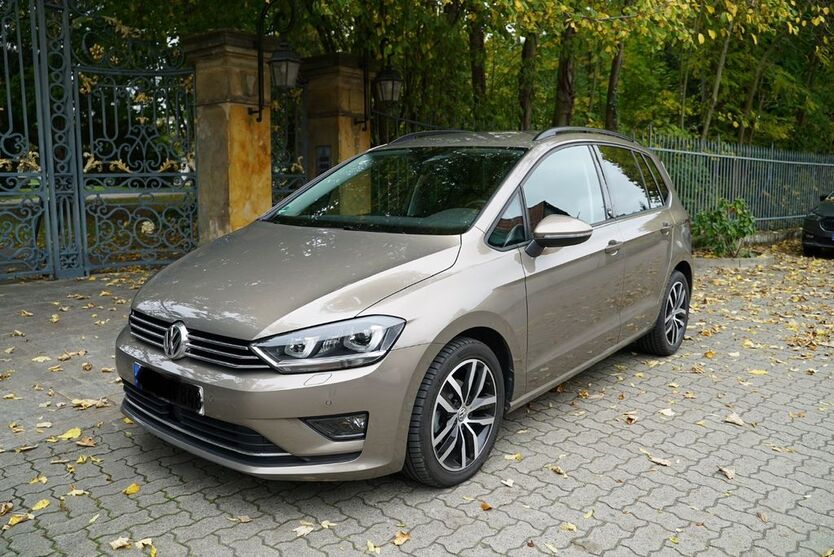 VW Golf Sportsvan 19.800 km 14.400 € Baddeckenstedt 38271