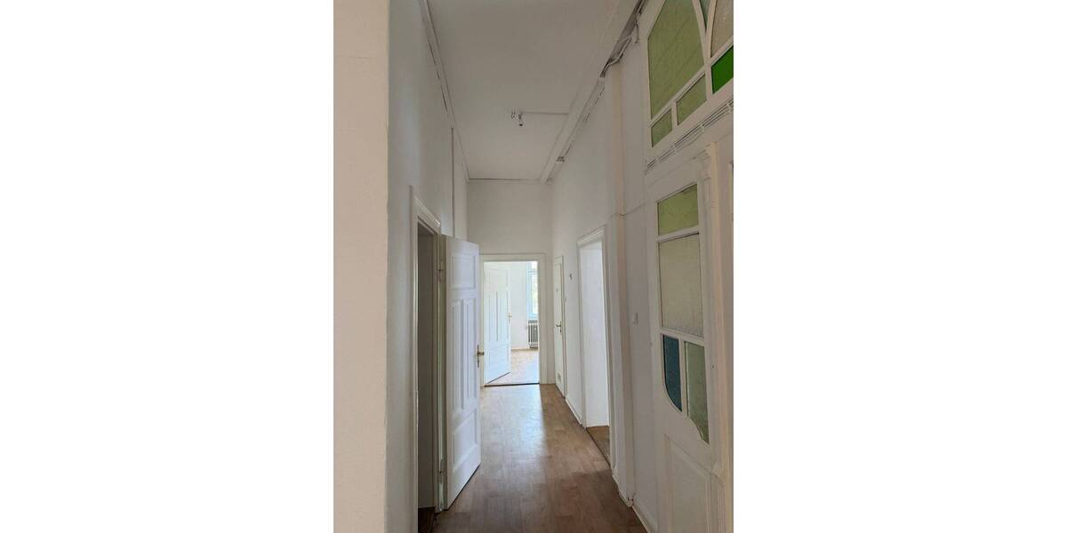 Zimmer Braunschweig Östliches Ringgebiet - 8 Zimmer, 235 m&sup2;, 1.950&euro; | Angebot:26220436