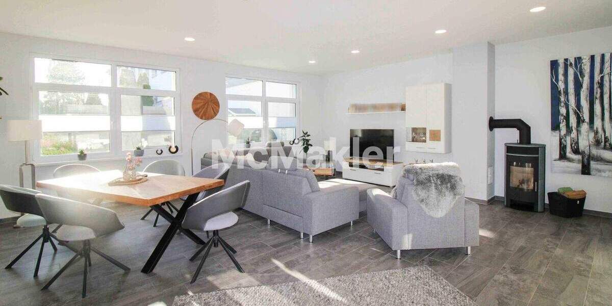 Etagenwohnung Söhlde Hoheneggelsen - 3 Zimmer, 155 m&sup2;, 349.000&euro; | Angebot:26019324