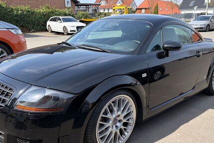 Audi TT 44.500 km 22.480 &euro; Wolfsburg 38440