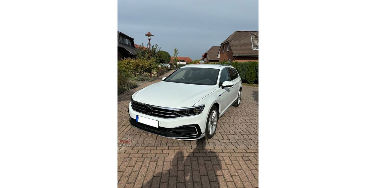 VW Passat 28.000 km 31.900 &euro; Wolfsburg 38448