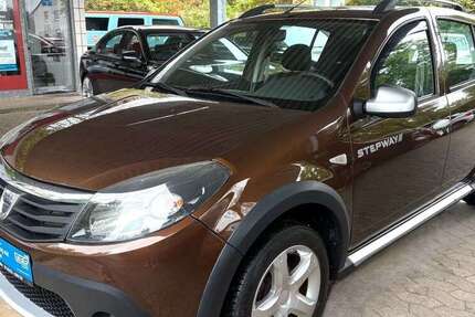 Dacia Sandero 107.122 km 5.690 &euro; Königslutter 38154