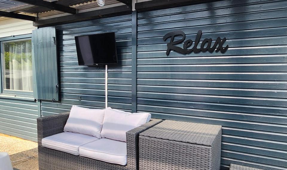 Holzhaus in Sassenburg mit großem Grundstück & Badesee 3 zimmer