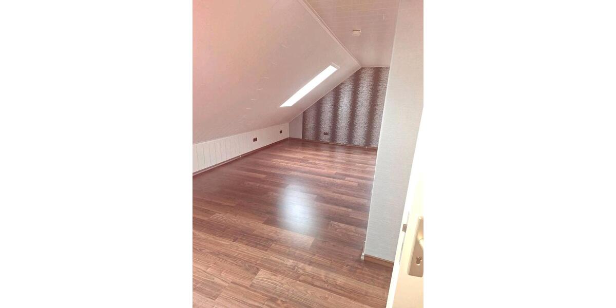 Dachgeschoßwohnung Ilsede - 2 Zimmer, 58 m&sup2;, 670&euro; | Angebot:25918308